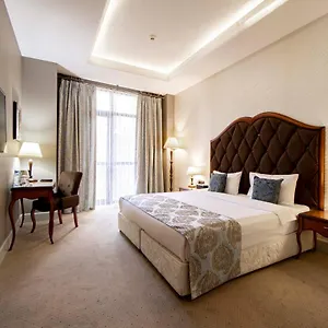4* Otel Sapphire